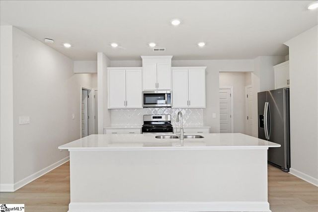 132 Bechler Drive, Gray Court, SC 29645