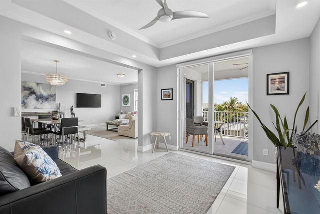 441 Bay Colony Drive N, Juno Beach, FL 33408