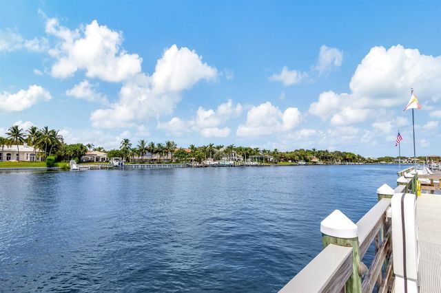 441 Bay Colony Drive N, Juno Beach, FL 33408