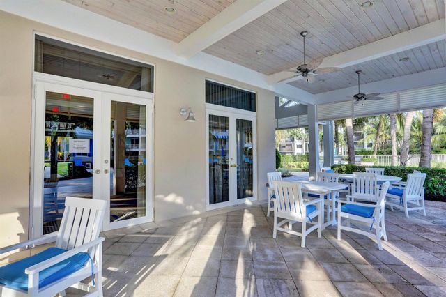 441 Bay Colony Drive N, Juno Beach, FL 33408
