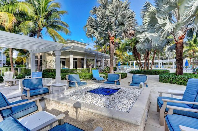 441 Bay Colony Drive N, Juno Beach, FL 33408