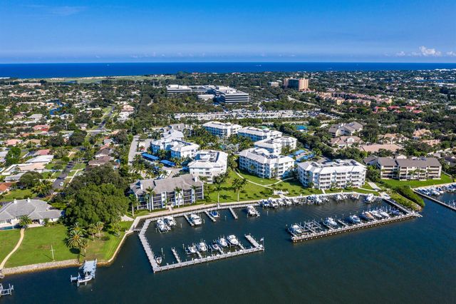 441 Bay Colony Drive N, Juno Beach, FL 33408