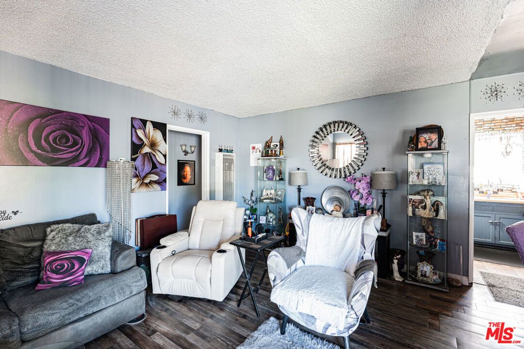 14331 S Cahita Avenue, Compton, CA 90220 — photo 2