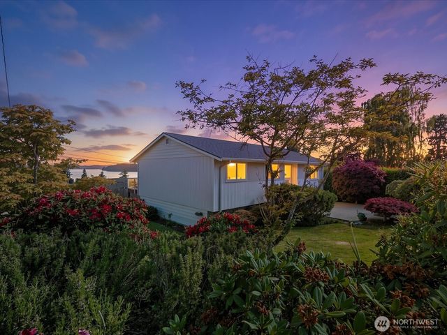 3420 W 3rd Street, Anacortes, WA 98221