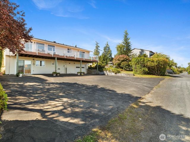 3420 W 3rd Street, Anacortes, WA 98221