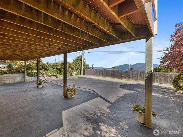 3420 W 3rd Street, Anacortes, WA 98221