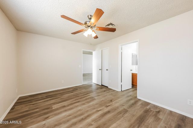 8538 W COLUMBINE Drive, Peoria, AZ 85381