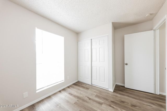 8538 W COLUMBINE Drive, Peoria, AZ 85381