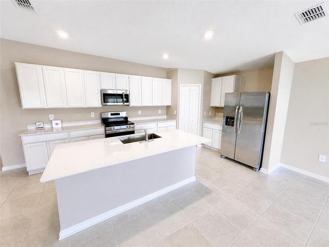 2862 PENNACHIO DRIVE, Lake Wales, FL 33853