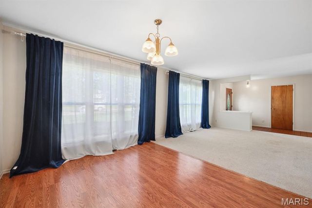 12208 Courtwick Drive, Sappington, MO 63128