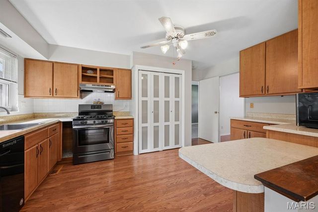 12208 Courtwick Drive, Sappington, MO 63128