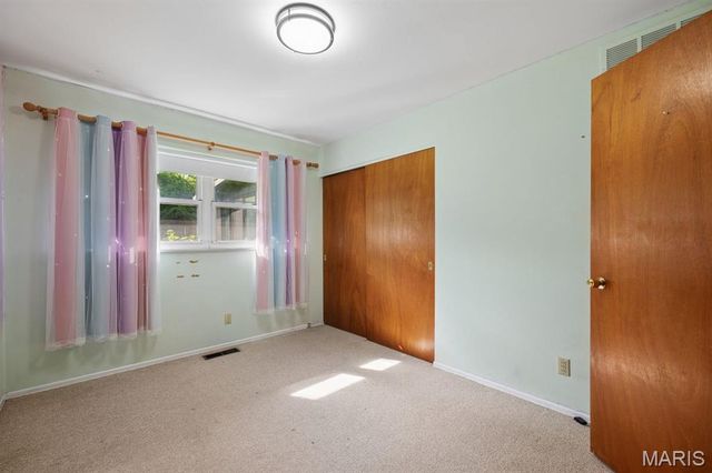 12208 Courtwick Drive, Sappington, MO 63128