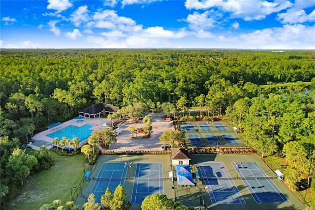 9830 W PARK VILLAGE DRIVE, Tampa, FL 33626