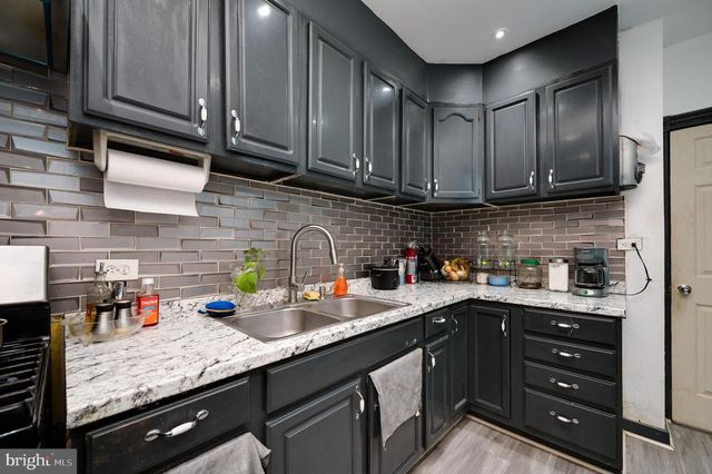 243 PEAR ST, Reading, PA 19601