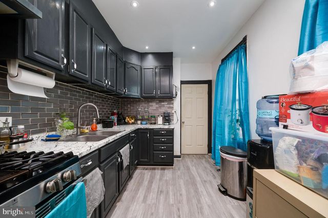 243 PEAR ST, Reading, PA 19601