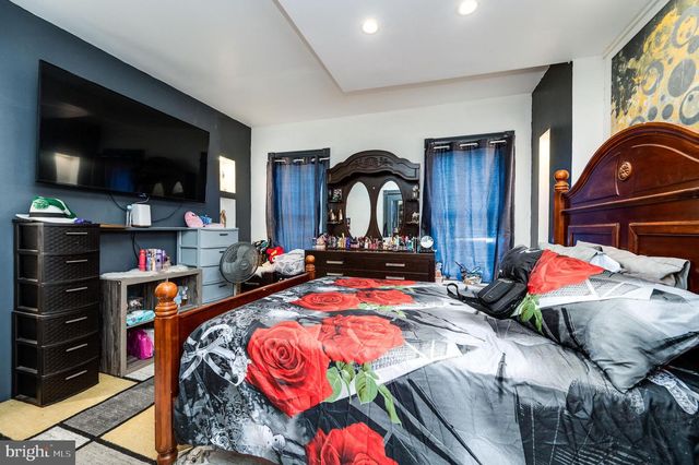 243 PEAR ST, Reading, PA 19601