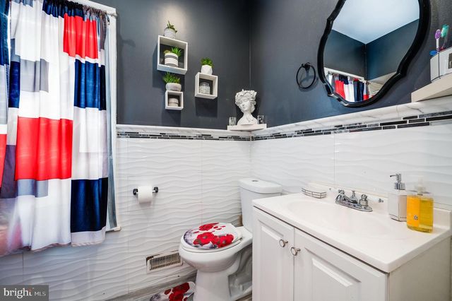 243 PEAR ST, Reading, PA 19601