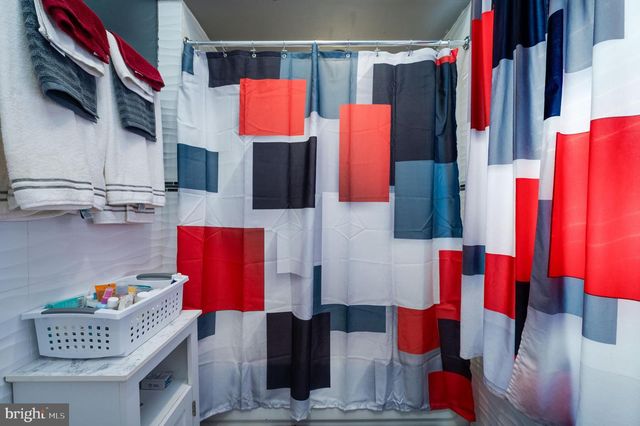 243 PEAR ST, Reading, PA 19601