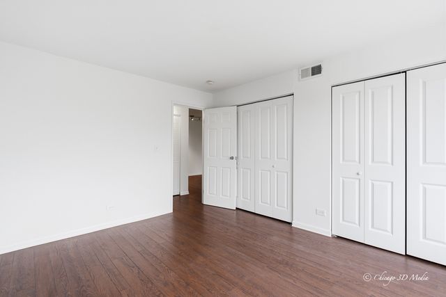 8232 Niles Center Road 312, Skokie, IL 60077