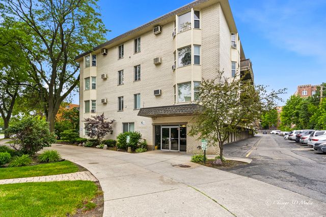 8232 Niles Center Road 312, Skokie, IL 60077