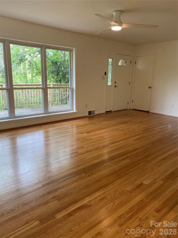 3 Quail Cove Road, Asheville, NC 28804