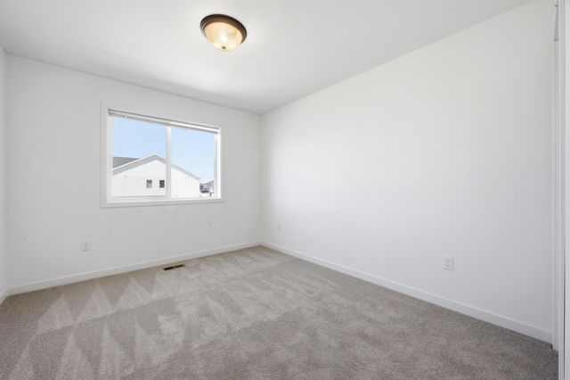 5555 Lori Lane W, West Fargo, ND 58078