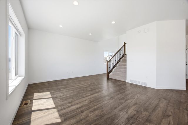 5555 Lori Lane W, West Fargo, ND 58078
