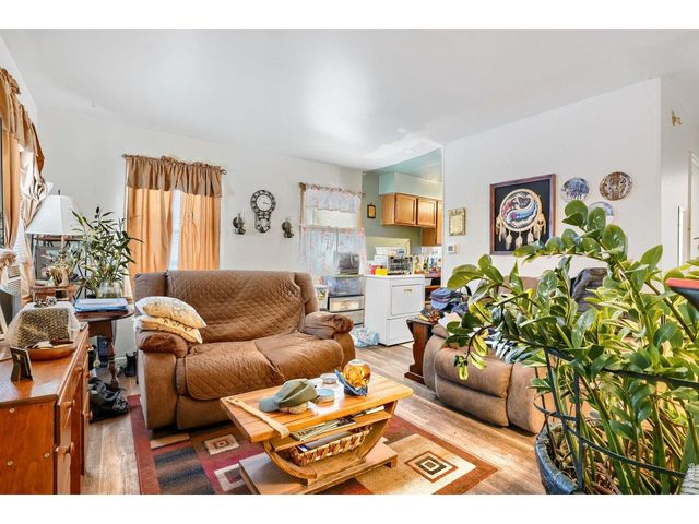 835 Grove St, Denver, CO 80204