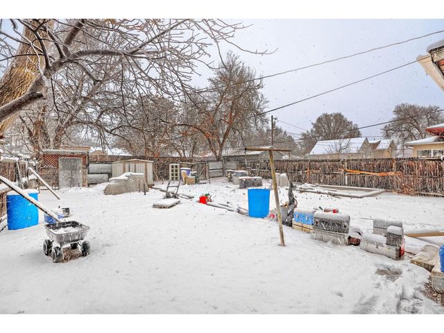 835 Grove St, Denver, CO 80204