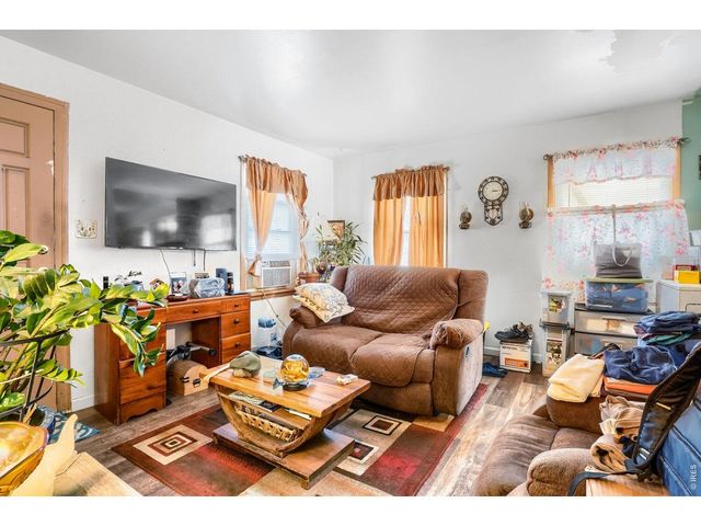 835 Grove St, Denver, CO 80204