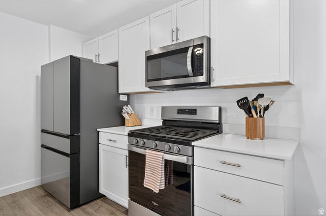 8567 W MEADOW BANK WAY, Magna, UT 84044