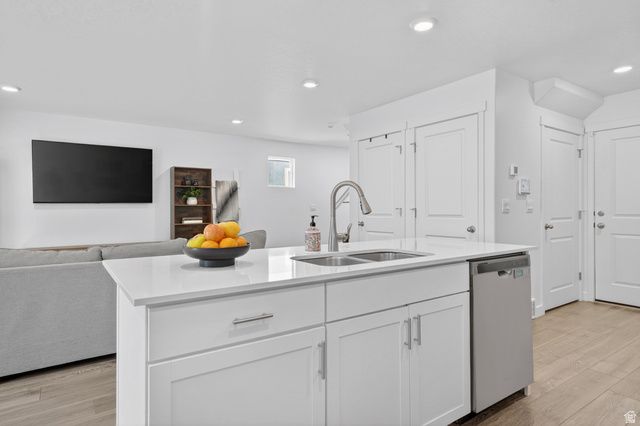 8567 W MEADOW BANK WAY, Magna, UT 84044