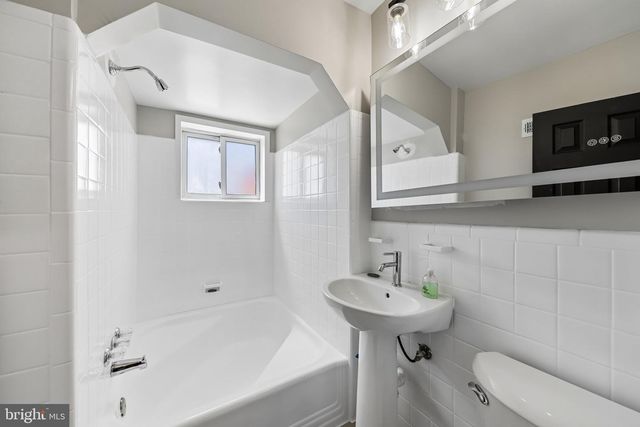 1355 CHILDRESS ST NE, Washington, DC 20002