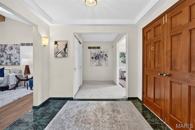 2549 Schnell Drive, St Louis, MO 63129