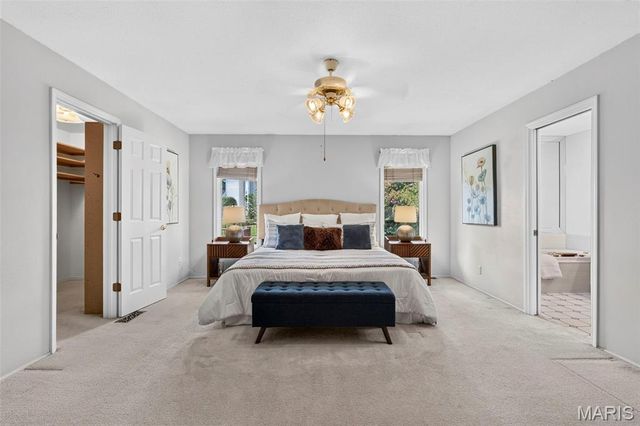 2549 Schnell Drive, St Louis, MO 63129
