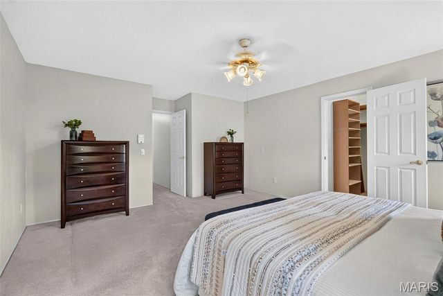 2549 Schnell Drive, St Louis, MO 63129