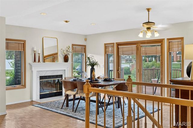 2549 Schnell Drive, St Louis, MO 63129