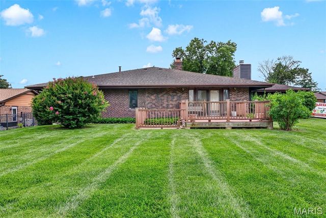 2549 Schnell Drive, St Louis, MO 63129