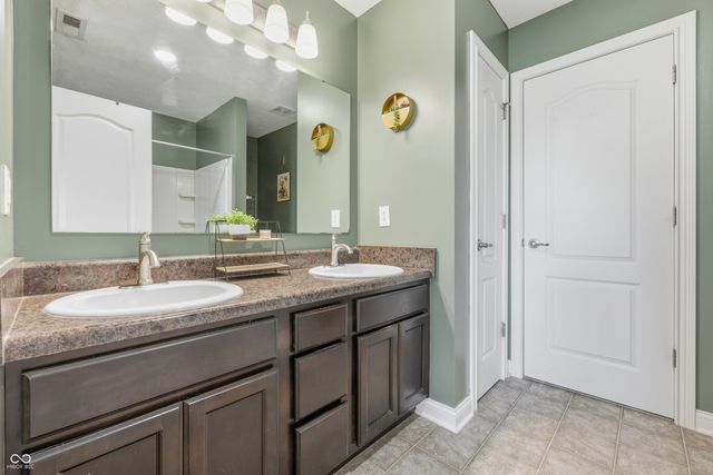 1009 Foxtail Drive, Franklin, IN 46131