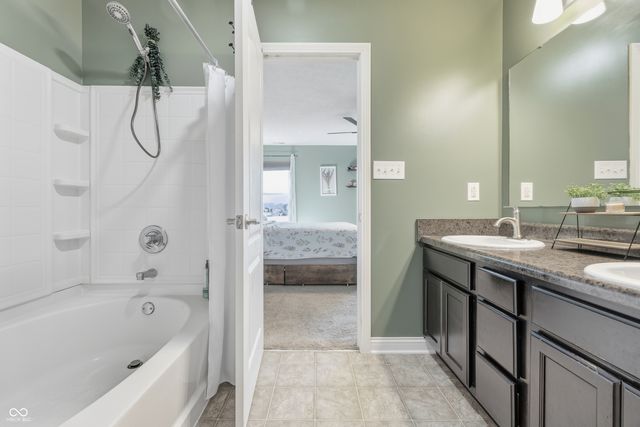 1009 Foxtail Drive, Franklin, IN 46131