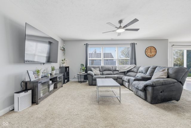 1009 Foxtail Drive, Franklin, IN 46131