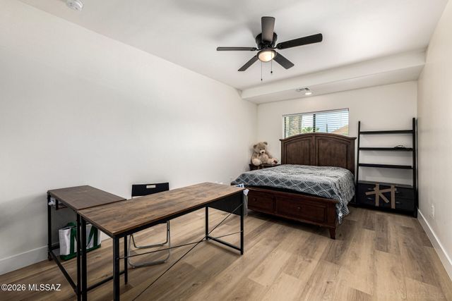 930 S 8th Avenue, Tucson, AZ 85701