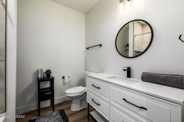 930 S 8th Avenue, Tucson, AZ 85701