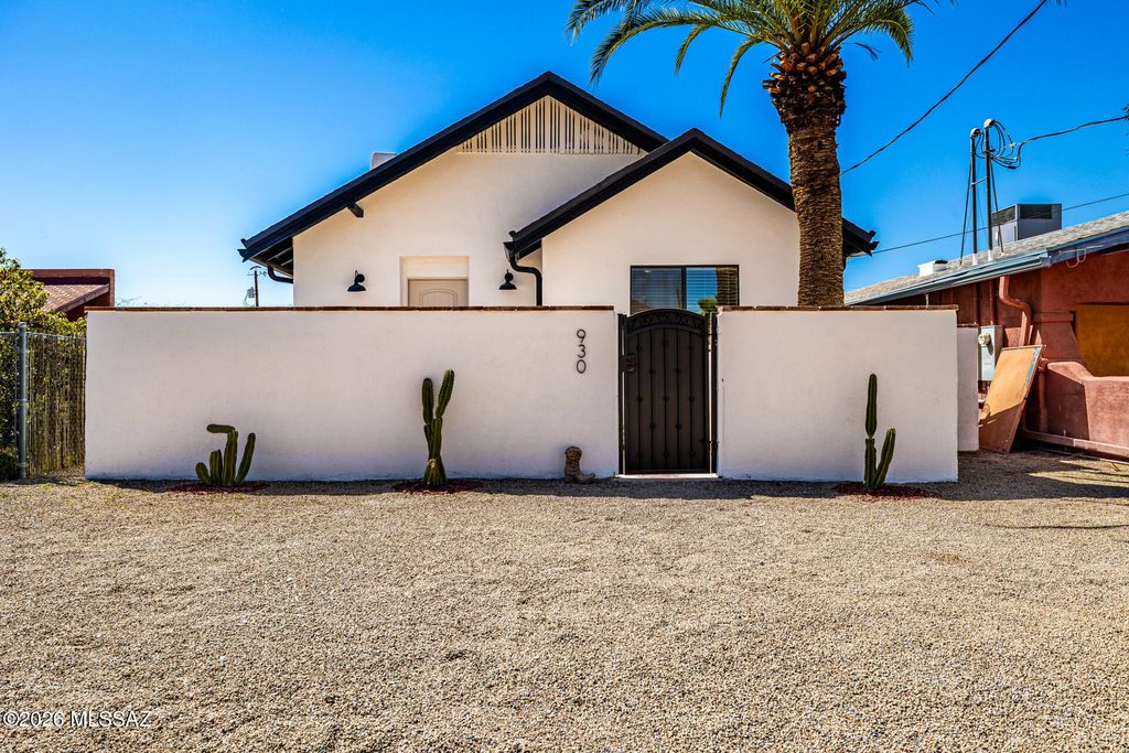 930 S 8th Avenue, Tucson, AZ 85701