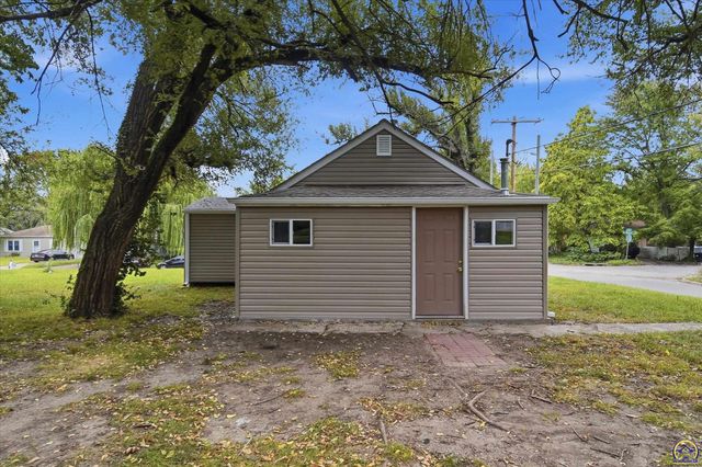 2543 SE Wisconsin AVE, Topeka, KS 66605