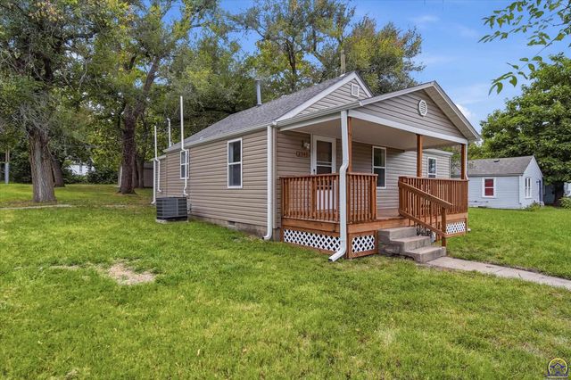2543 SE Wisconsin AVE, Topeka, KS 66605