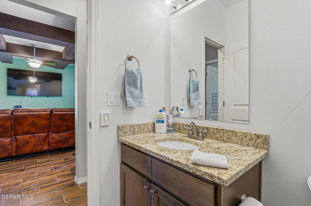 204 Dora Baltea Place, Horizon City, TX 79928