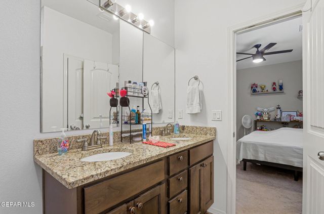 204 Dora Baltea Place, Horizon City, TX 79928