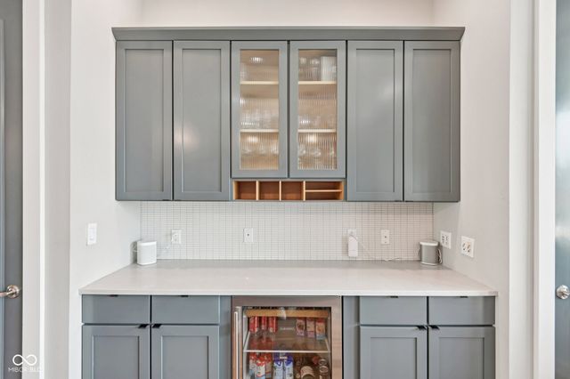 657 E Merrill Street, Indianapolis, IN 46203