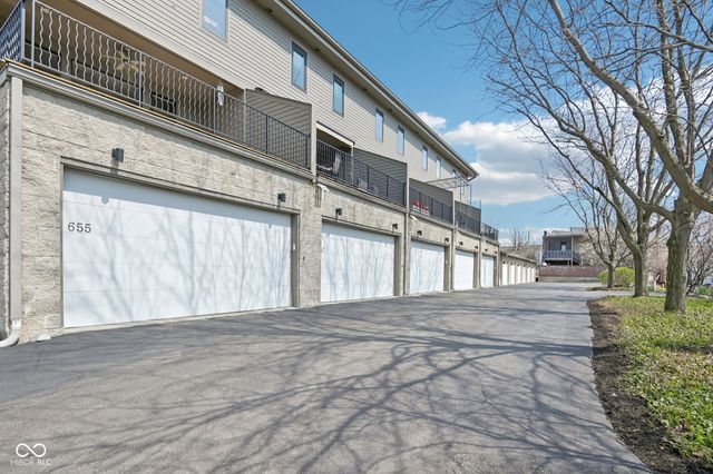 657 E Merrill Street, Indianapolis, IN 46203